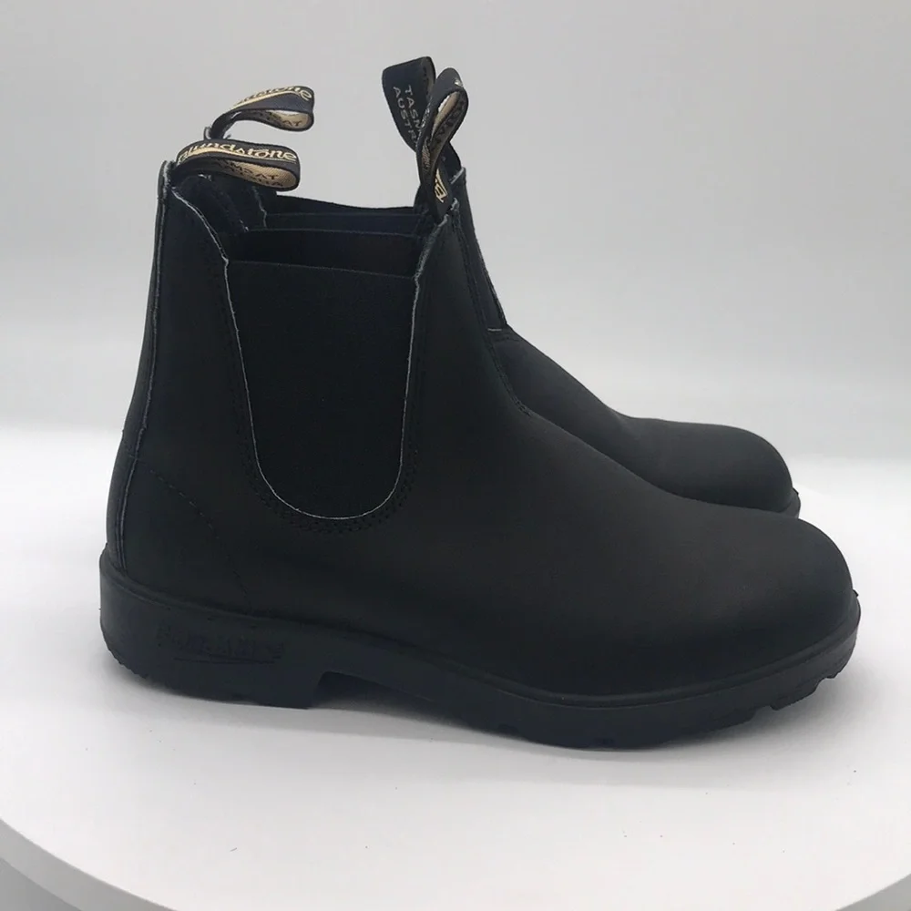 Blundstone unisex boots size 6.5 mens 7.5 womens US
